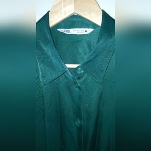 Women's Zara Button Down Top Size Medium